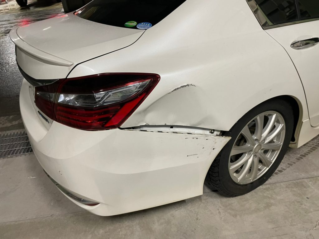 ホンダアコード板金塗装